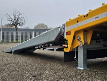 MAX trailer 100-N-2-8.60-U / 2 AXLE SEMI / HYDR RAMPEN / NEW!